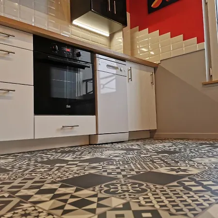 Appartement Mongolfière 3 Mins à Pieds De L'avenue De Champagne *